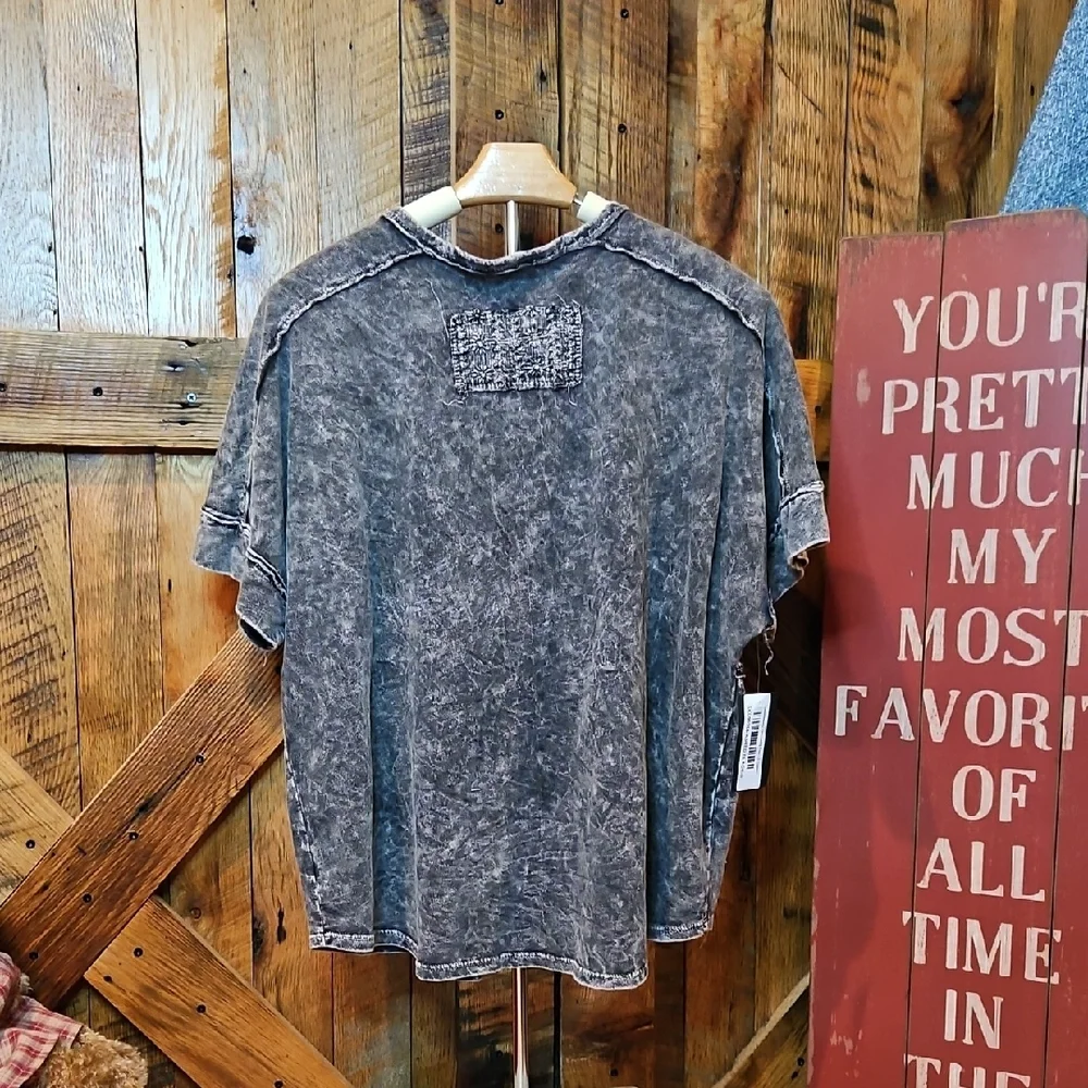 283 Washed Black Short-Sleeve Henley with Textured Front Panel - Picture 10 of 10